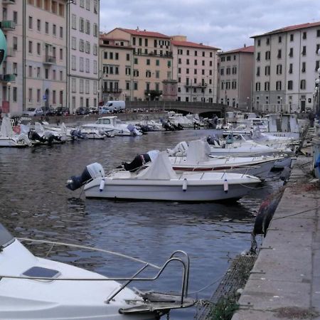 Casa Lo Scoglio Della Ballerina Livorno Exterior foto